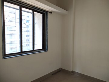 Master Bedroom in 1 BHK Apartment at Mountain Breeze, Powai – for Rent
