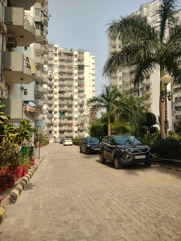 Exterior View, ansal-sushant-lok-i 3 Bedroom 1548 Sq.Ft. Apartment In Sector 43 Gurgaon 8567489