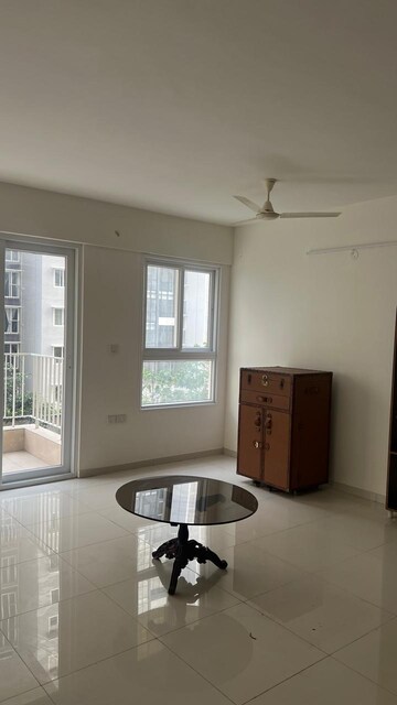 2 BHK Apartment For Rent in Godrej Aqua, International Airport Road