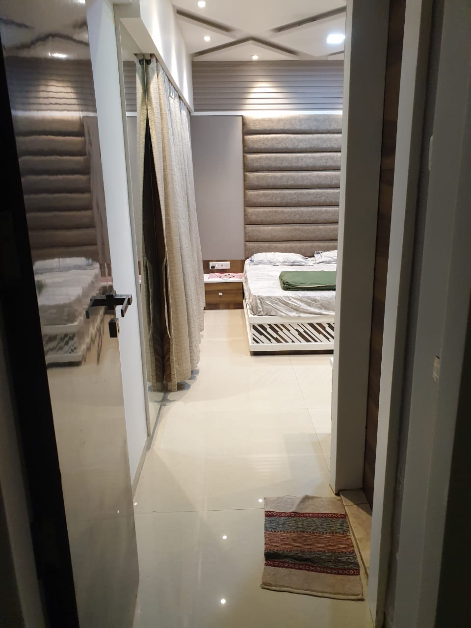 2 BHK + Extra Room Apartment For Rent in Dosti Group Imperia