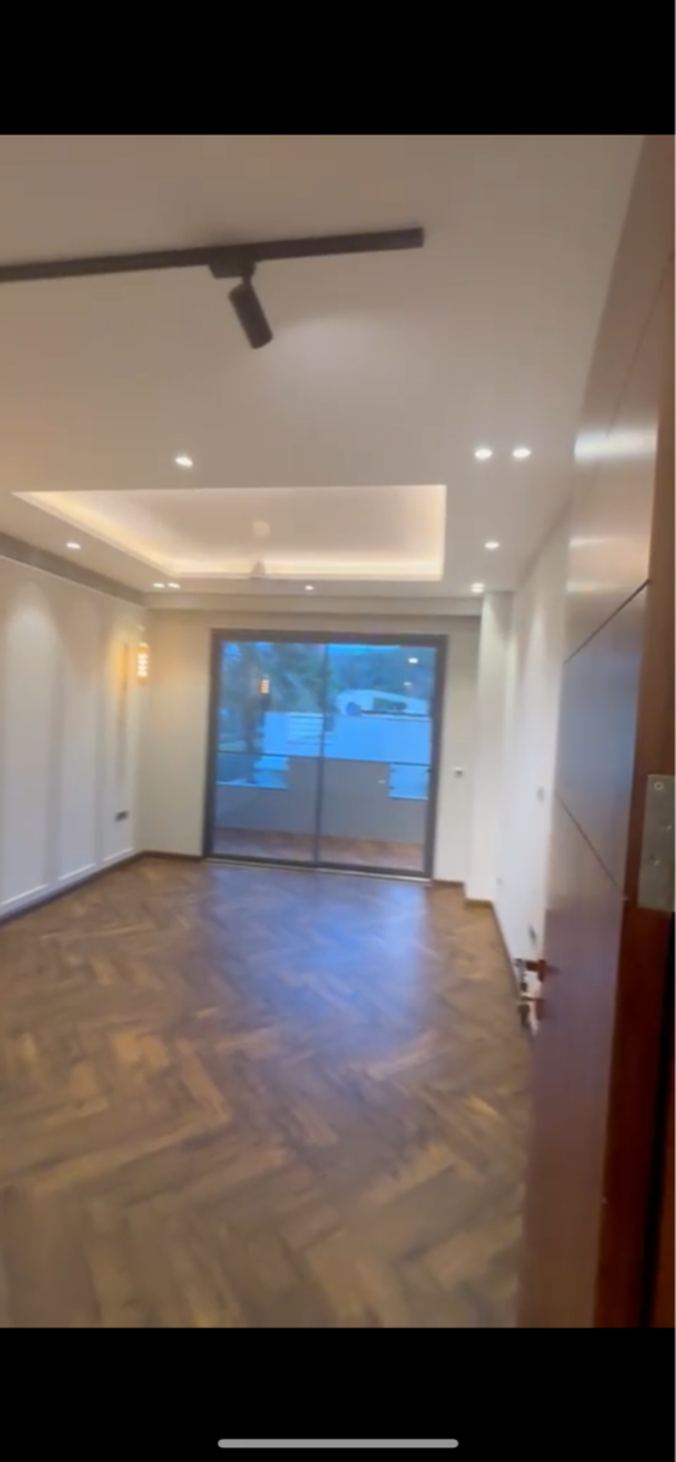 Room, unitech-deerwood-chase 4 Bedroom 360 Sq.Yd. Builder Floor In Nirvana Country Gurgaon 8567759