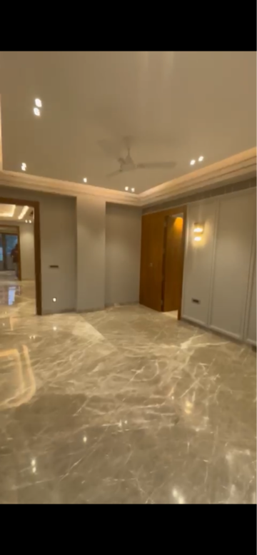 4 BHK Builder Floor For Sale in Unitech Deerwood Chase, Nirvana Country