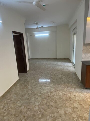 Room in 3 BHK Apartment at Amrapali Terrace Homes, Tech Zone 4 Greater Noida – for Sale