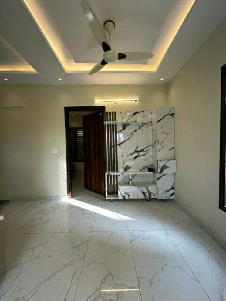 Room, sector 115 3 Bedroom 1600 Sq.Ft. Villa In Sector 115 Mohali 8568011
