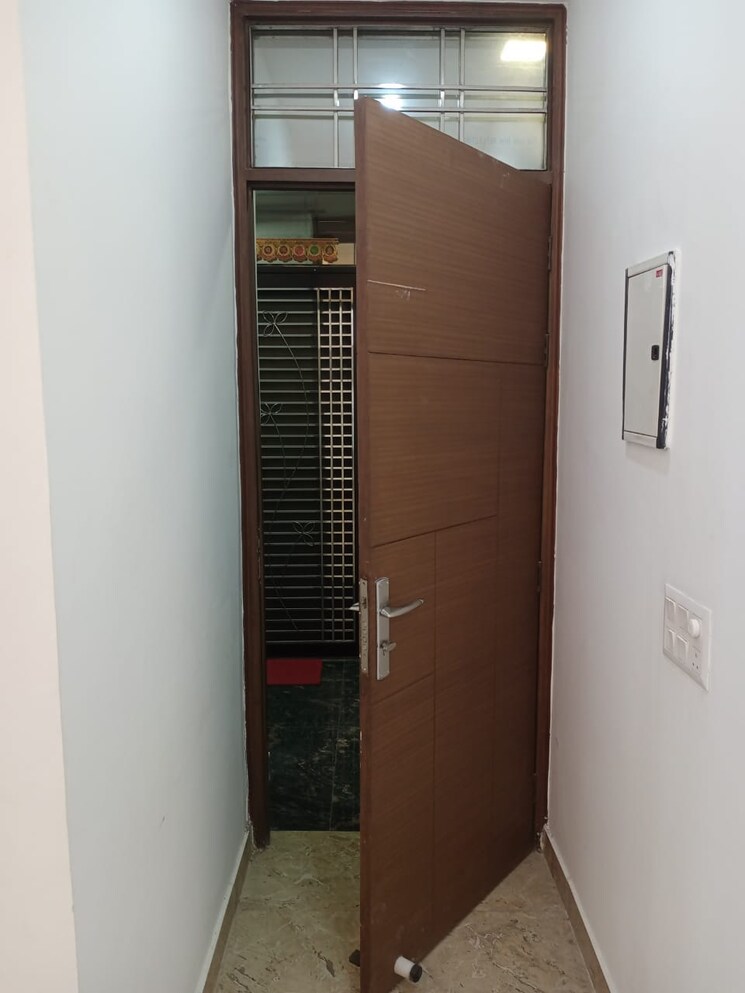 Other, anand nagar 3 Bedroom 100 Sq.Yd. Apartment In Anand Nagar Delhi 8568063