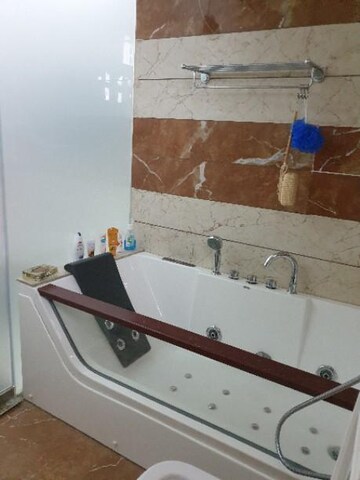 Furnished Amenities in 5 BHK Villa at SS Mayfield Gardens, Sector 51 – for Rent