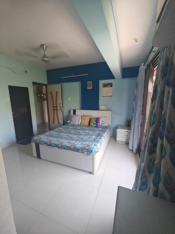 2 BHK Apartment For Sale in Vile Parle East