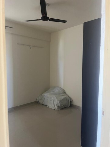 Room in 3 BHK Apartment at ROF Aalayas Phase 2, Sector 102 – for Rent