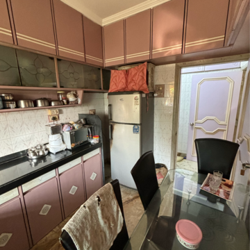 Kitchen in 2 BHK Builder Floor at Sector 31 – for Rent
