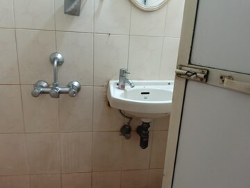 Master Bedroom in 1 BHK Apartment at HDIL Dheeraj Jamuna, Malad West – for Rent