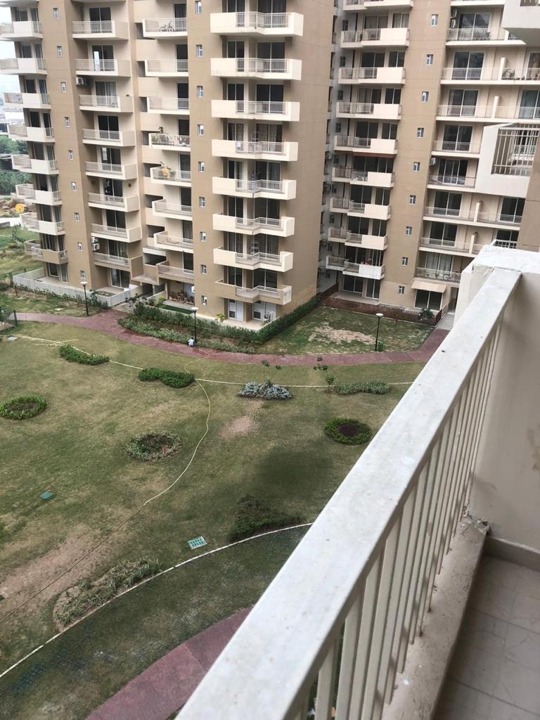 3 BHK + Pooja Room,Servant Room Apartment For Rent in Sushma Joynest ZRK