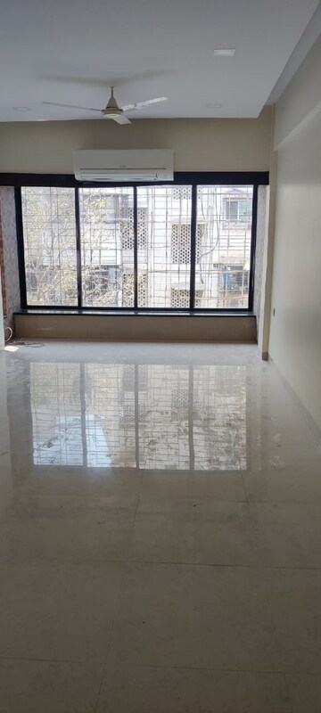 2 BHK Apartment For Rent in Bandra West