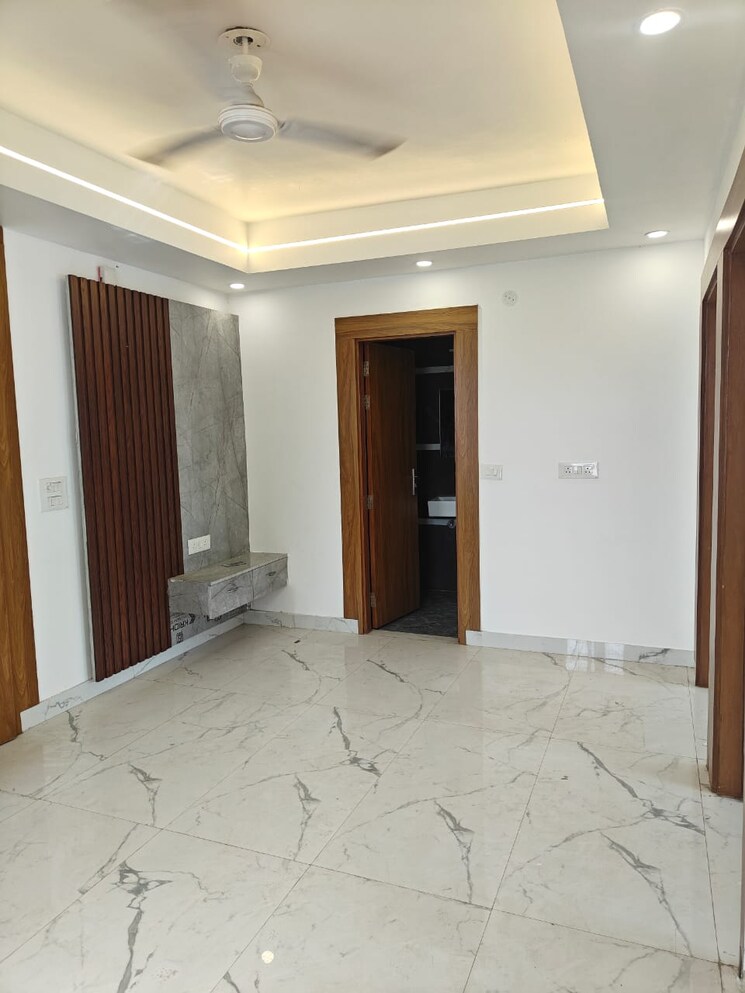 Room, paryavaran complex 1 Bedroom 600 Sq.Ft. Builder Floor In Paryavaran Complex Delhi 8569060