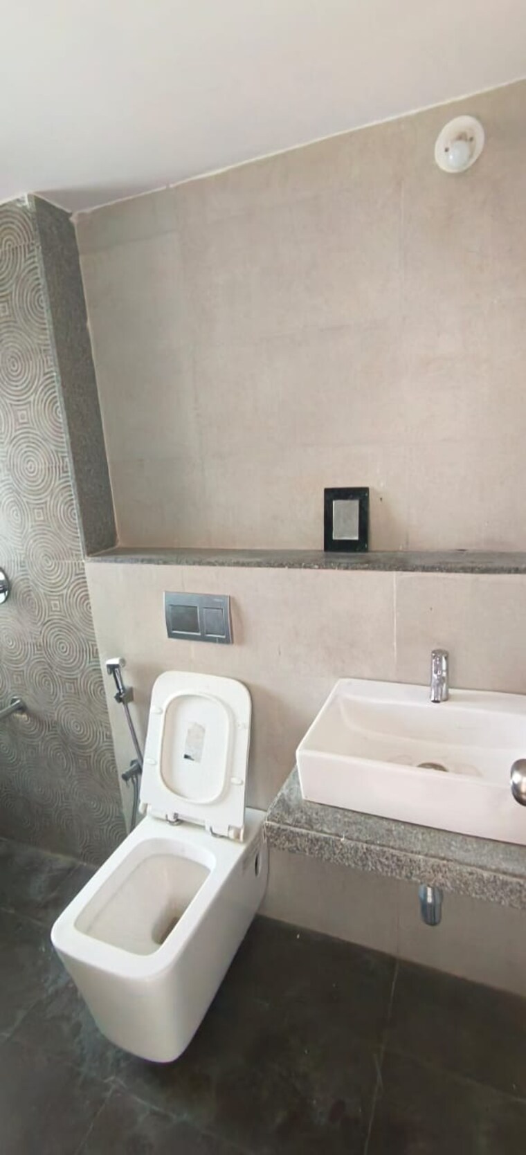 Bathroom, lodha-upper-thane 2 Bedroom 596 Sq.Ft. Apartment In Anjur Thane 8569085