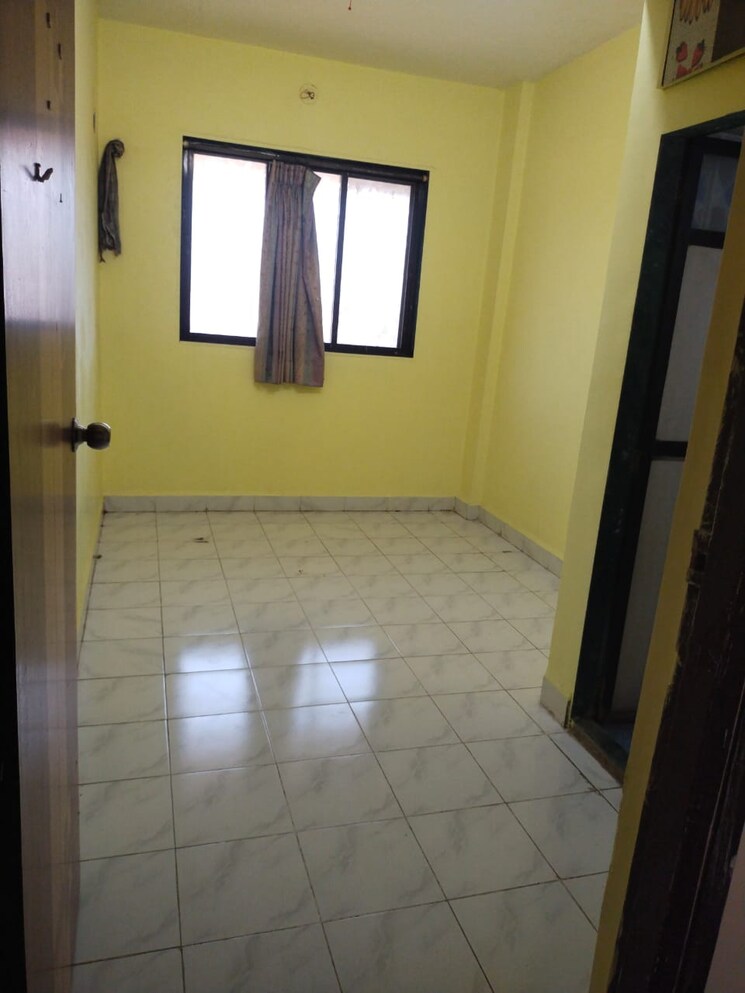 Room, sankeshwar-residency 4 Bedroom 1800 Sq.Ft. Independent House In Kalyan West Thane 8569767