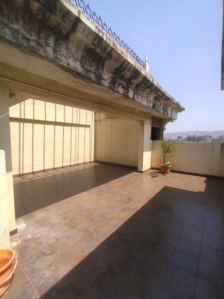 Terrace, bramhacorp-emerald-county 3 Bedroom 2200 Sq.Ft. Penthouse In Kondhwa Pune 8569769
