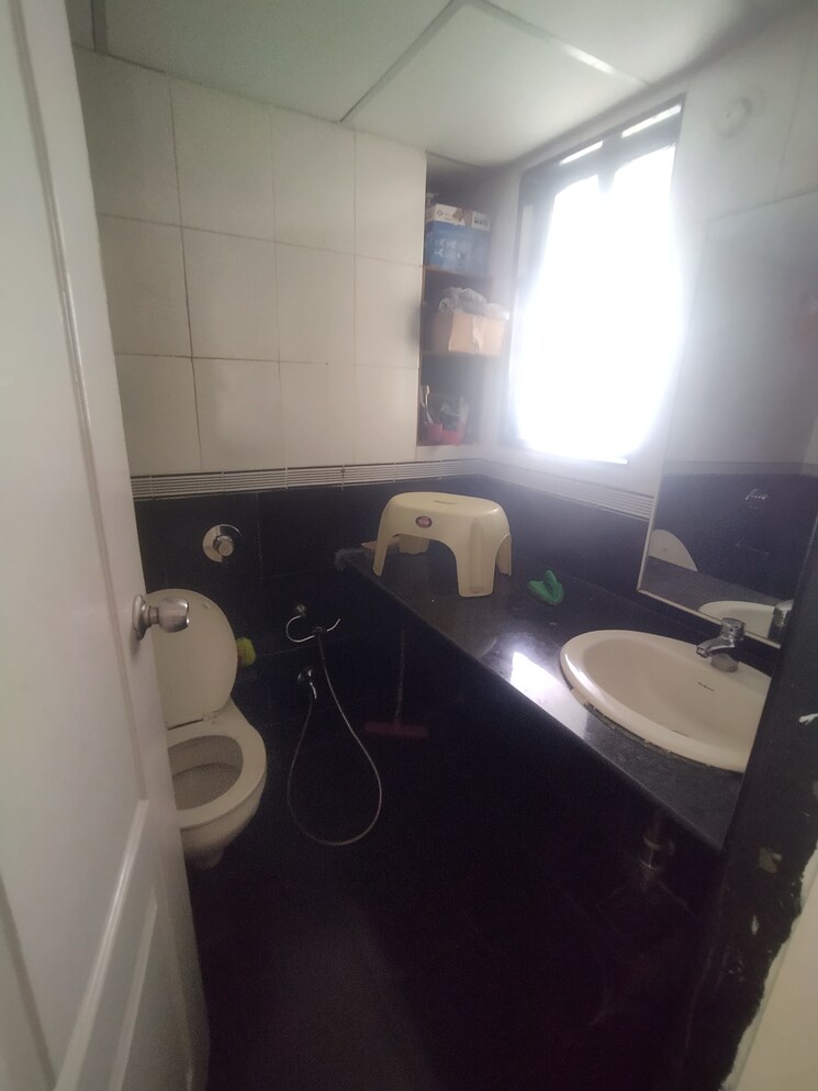 Bathroom, bramhacorp-emerald-county 3 Bedroom 2200 Sq.Ft. Penthouse In Kondhwa Pune 8569769