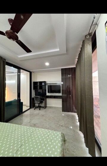Building Lobby in 2 BHK Builder Floor at Milan CGHS, Sector 39 – for Rent