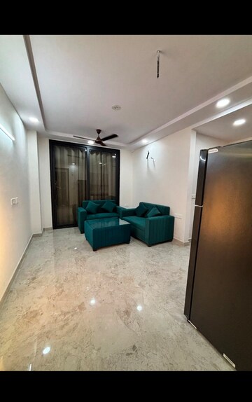 Living Room in 2 BHK Builder Floor at Milan CGHS, Sector 39 – for Rent