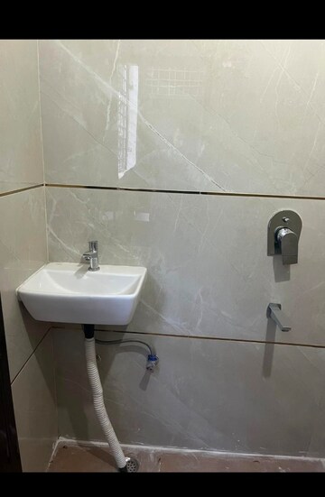 Bathroom in 1 BHK Builder Floor at Spazedge, Sector 47 – for Rent