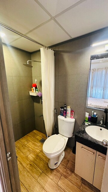 Bathroom in 2 BHK Apartment at Kalpataru Paramount, Kapur Bawdi – for Rent