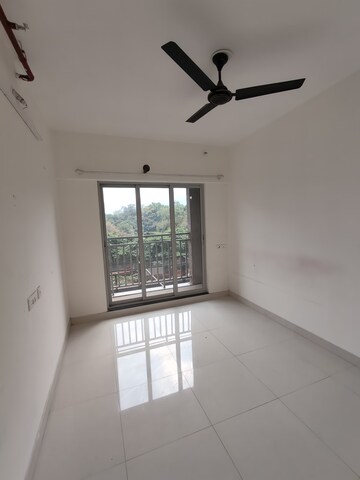 2 BHK Apartment For Rent in Ashar Metro Towers, Vartak Nagar