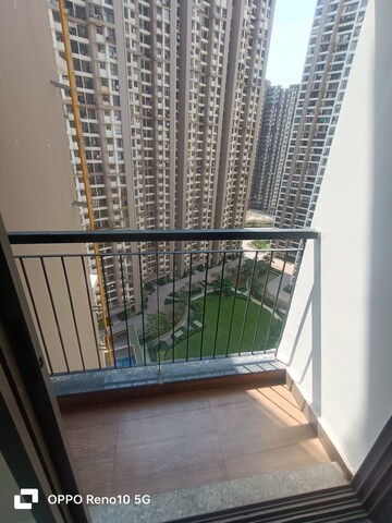 Balcony in 2.5 BHK Apartment at Sheth Vasant Lawns, Laxmi Nagar – for Rent