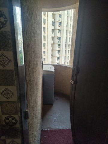  1 BHK Apartment at Raunak Bliss, Ghodbunder Road – for Rent