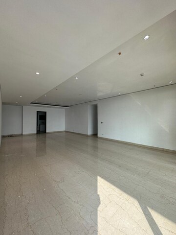 Room in 4 BHK Apartment at K Raheja Artesia, Worli – for Sale