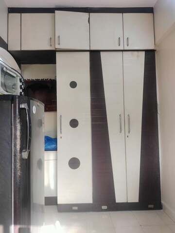 Building Lobby in 1 BHK Apartment at Sahyadri Apartment Malad, Malad East – for Rent