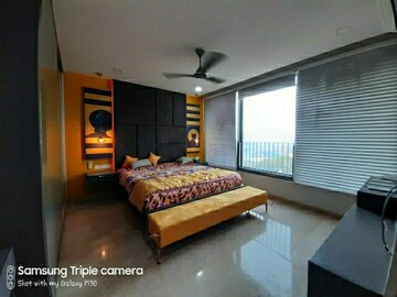 Bedroom in 2.5 BHK Apartment at Oberoi Realty Woods, Goregaon East – for Rent