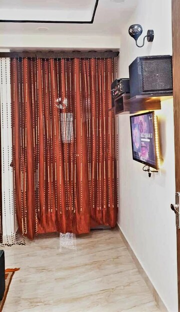 Furnished Amenities in 1 BHK Builder Floor at Mehrauli – for Rent