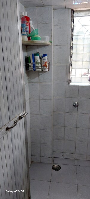 Bathroom in 1 RK Apartment at Andheri West – for Sale