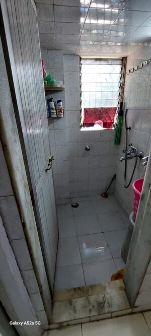 Bathroom in 1 RK Apartment at Andheri West – for Sale