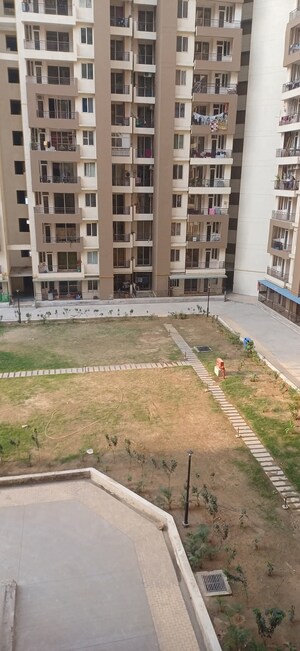 2 BHK Apartment – Exterior View View at Amrapali Golf Homes, Sector 4 Greater Noida - for Sale