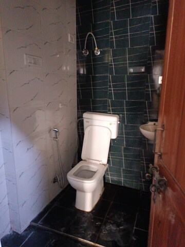 Bathroom in 1 BHK Builder Floor at Saket – for Rent