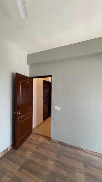 Room in 4 BHK Apartment at Rohtas Presidential Tower, Vibhuti Khand – for Rent