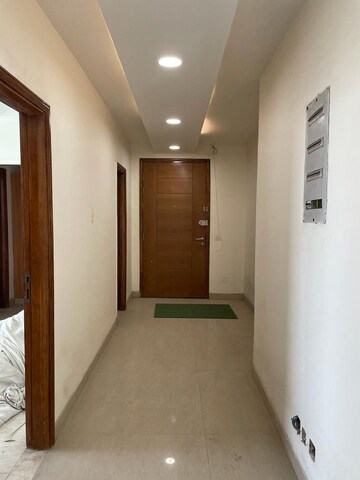 Building Lobby in 4 BHK Apartment at Jaypee Kalypso Court, Sector 128 – for Rent