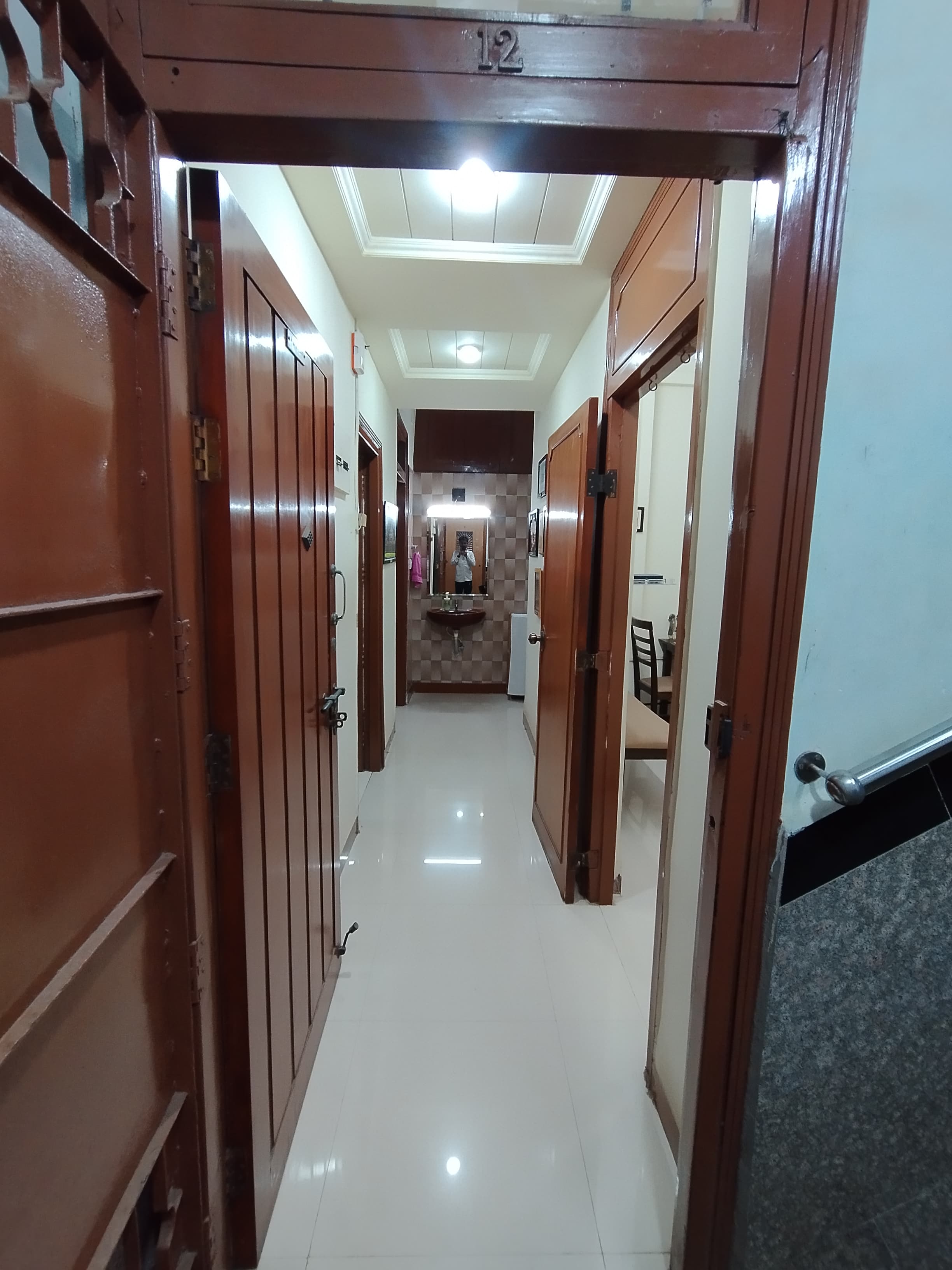 2 BHK Apartment For Rent in Orchid Tower