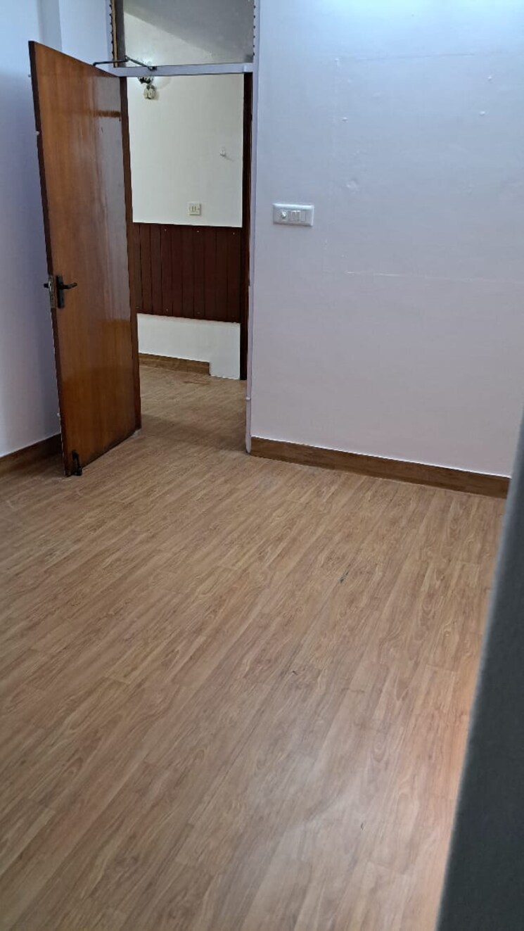 Room, jayamahal 3 Bedroom 1900 Sq.Ft. Builder Floor In Jayamahal Bangalore 8570194