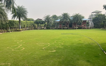 Plot For Sale in Sector 39