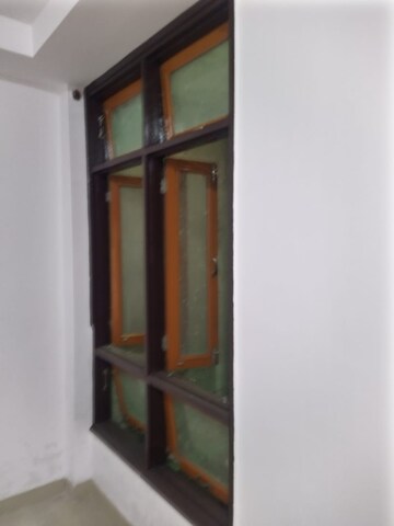 Staircase in 2 BHK Apartment at Kalyanpur East – for Rent