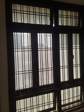 Room in 2 BHK Apartment at Kalyanpur East – for Rent