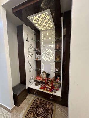 Furnished Amenities in 2 BHK Apartment at Amrapali Royal, Vaibhav Khand – for Sale