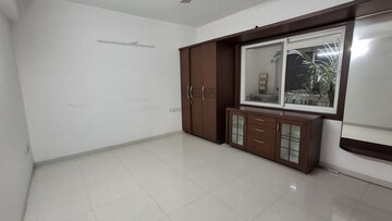 Room in 3 BHK Apartment at Jayabheri Orange County, Gachibowli – for Rent