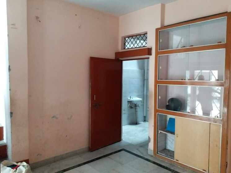 Room, vikas nagar 2 Bedroom 700 Sq.Ft. Independent House In Vikas Nagar Lucknow 8570310
