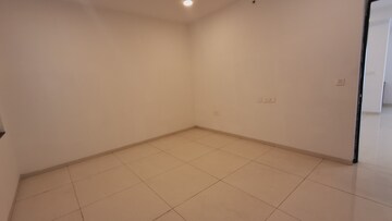 Room in 3 BHK Apartment at Jayabheri The Summit, Narsingi – for Rent