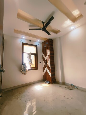 Bedroom in 2 BHK Builder Floor at Dwarka Mor – for Rent