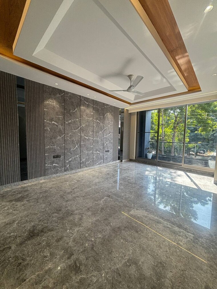 Room, dlf-imperial-residences 4 Bedroom 402 Sq.Ft. Builder Floor In Dlf Phase I Gurgaon 8570391