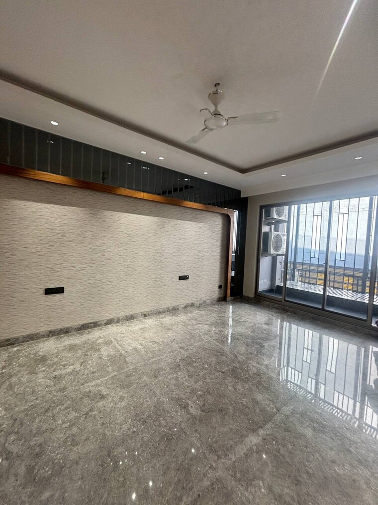 Room, dlf-imperial-residences 4 Bedroom 402 Sq.Ft. Builder Floor In Dlf Phase I Gurgaon 8570391